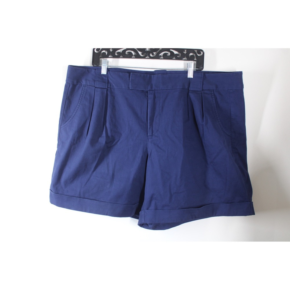 Lands' End 20W Navy Blue Chino Shorts Pleated Cuffed Stretch Cotton 550813